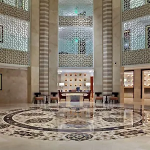 Hilton & 5*, Luxor Egypt