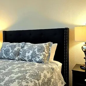 Private In A House Close To Red Rock & Vegas Strip #1 Séjour chez l'habitant